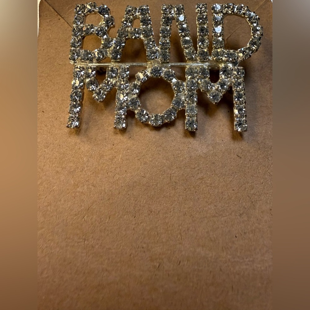 🧚🏻♀️ Silver Crystal Band Mom Brooch - Picture 4 of 10